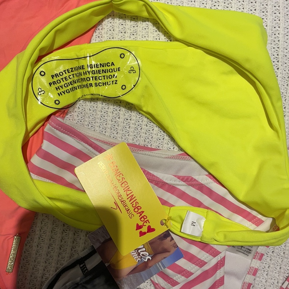 Bikini bundle - Picture 2 of 5